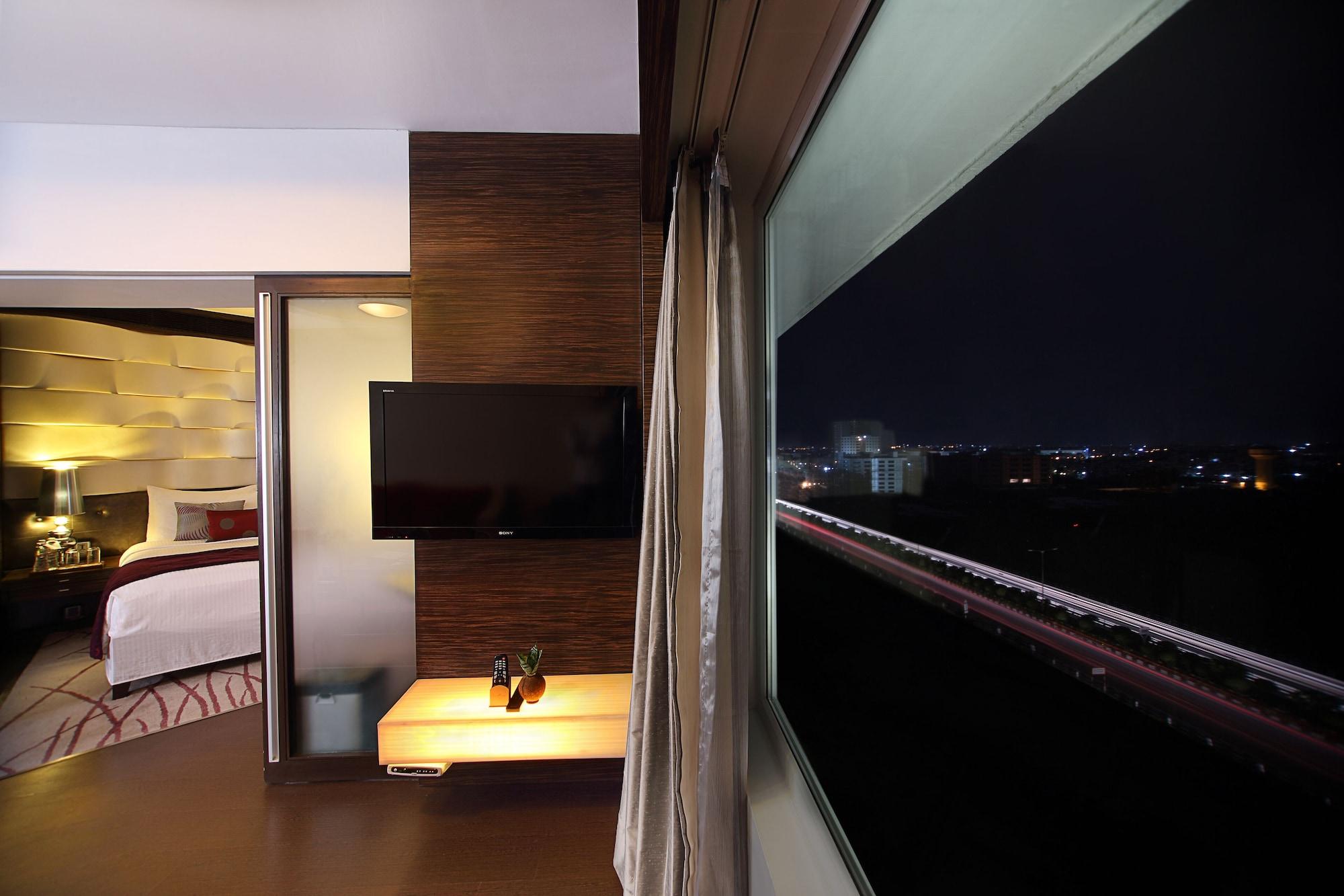 Fortune Select Sg Highway, Ahmedabad - Member Itc Hotels' Group Zewnętrze zdjęcie