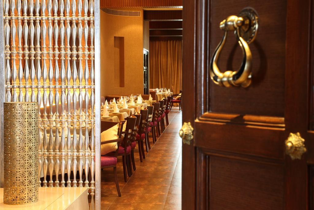 Fortune Select Sg Highway, Ahmedabad - Member Itc Hotels' Group Zewnętrze zdjęcie