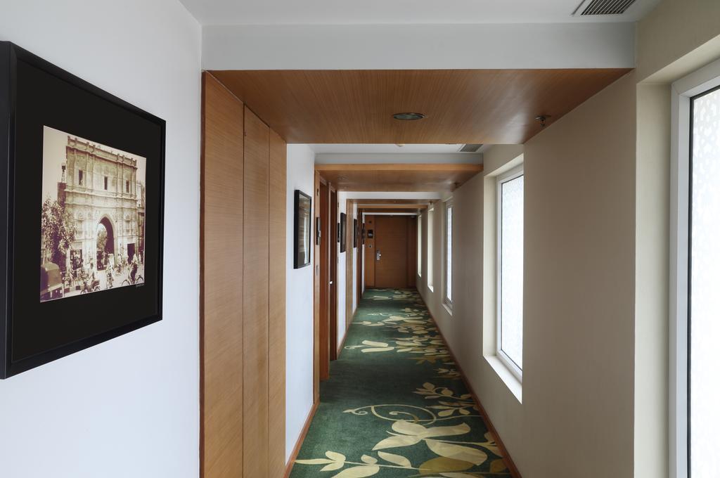 Fortune Select Sg Highway, Ahmedabad - Member Itc Hotels' Group Zewnętrze zdjęcie