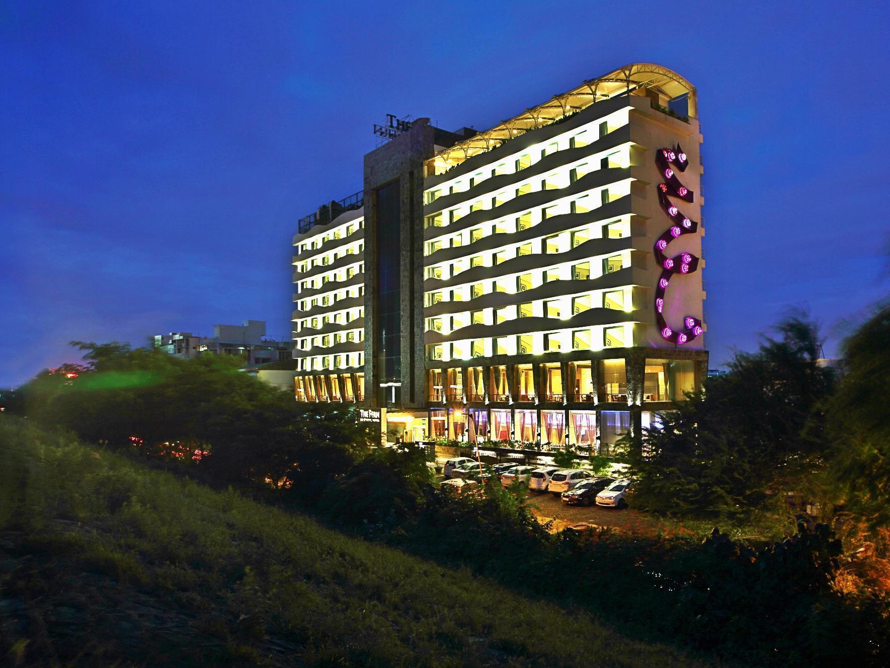Fortune Select Sg Highway, Ahmedabad - Member Itc Hotels' Group Zewnętrze zdjęcie