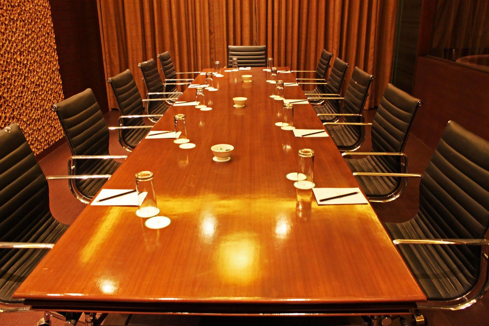 Fortune Select Sg Highway, Ahmedabad - Member Itc Hotels' Group Zewnętrze zdjęcie